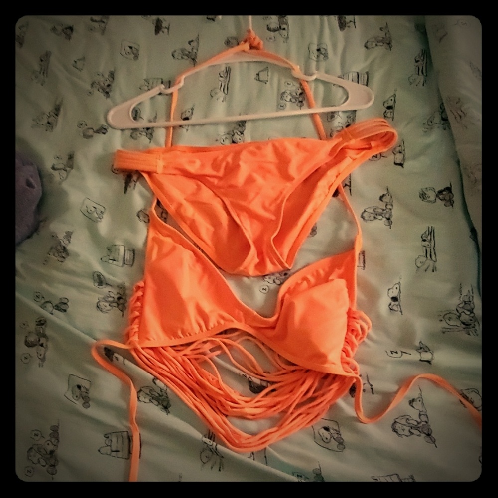 Bathing suit/bikini